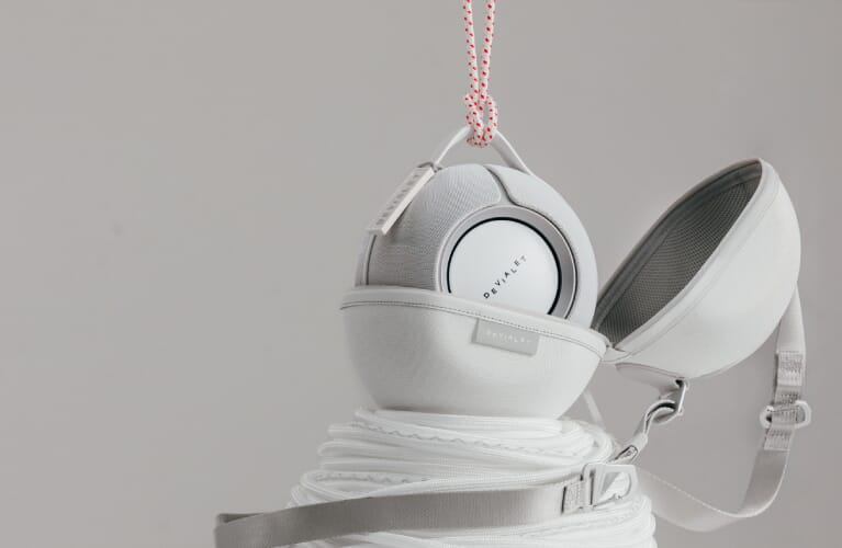"DEVIALET