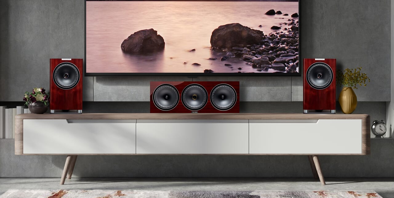 F57SP-8-centre-lifestyle.jpg
