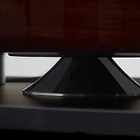 980009965_Rel F1-bookshelf-BassTrax-Detail.jpg