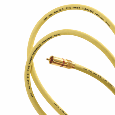 980007889 WEB_Image VdH FIRST Ultimate II  digital RCA  0 8m1752393770.Png