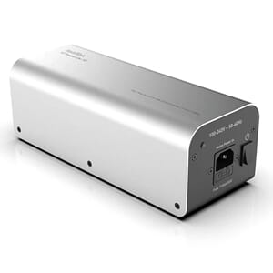 IsoTek-V5_Syncro_Uni_10_Sr_3Q_Left_1300x630 (1).jpg