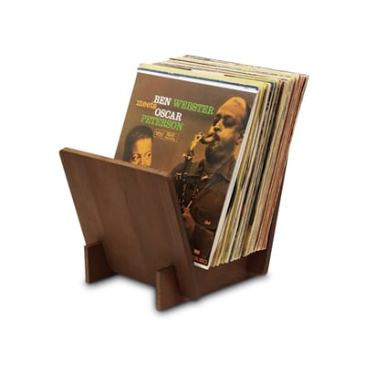 207698_med plater.jpg