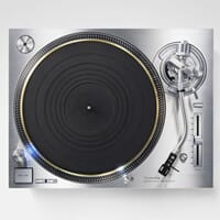 980008614_Rel turntable3-640x427.jpg