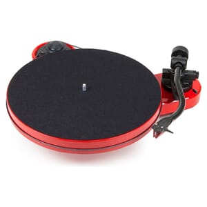 Pro-Ject RPM 1 Carbon - med Ortofon 2M Red pickup