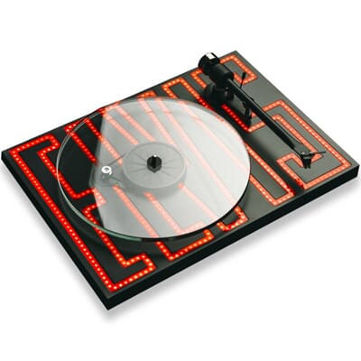 WEB_Image_Pro-Ject_Elvis_Turntable_Art_collection__elvis-turntable-1-cutout-754706857_plid_29310.jpg