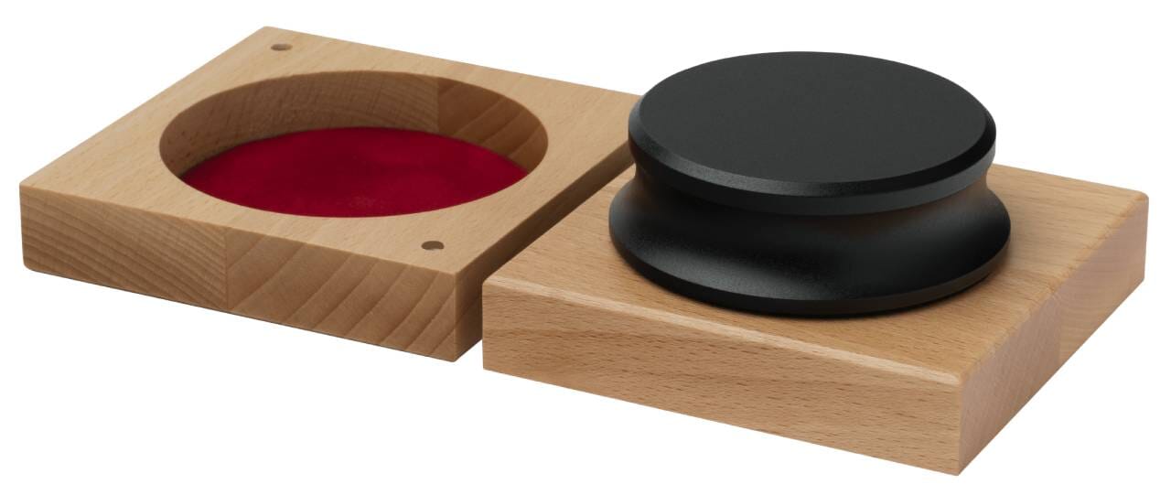 WEB_Image_Pro-Ject_Record_Puck_Classic_-_sort_Plat_record-puck_box387982011_plid_8456.jpg