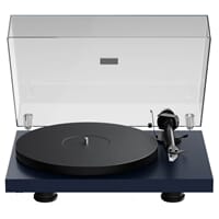 WEB_Image_Pro-Ject_Debut_EVO_2_-_silkematt_blå_Pic_debut_evo_2_-_satin_steel_blue_-_dustcov-1866421419_plid_26090.jpg