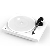 WEB_Image_Pro-Ject_X1_B_platespiller_-_hvit_piano__x-1-white-high-gloss_113_2-1572117631_plid_24534.jpg
