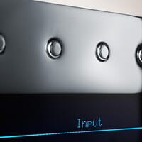 980006420_Rel c31_02web700x560.jpg