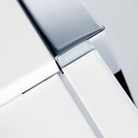 980006589_Rel c21_13web700x560.jpg