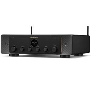 33_model40n_Black_u_n_StudioL_02.jpg