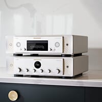 Marantz_Model30_SACD30_Combo_Silver_lifestyle3-scaled.jpg