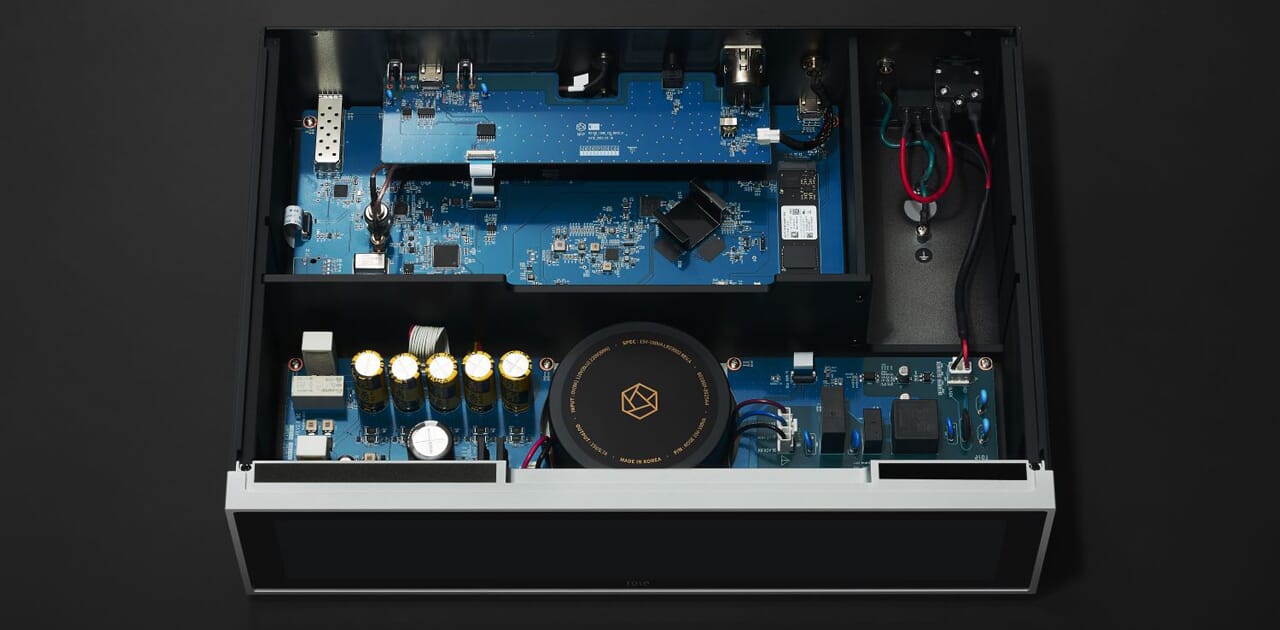 RS130_Inside_1.jpg